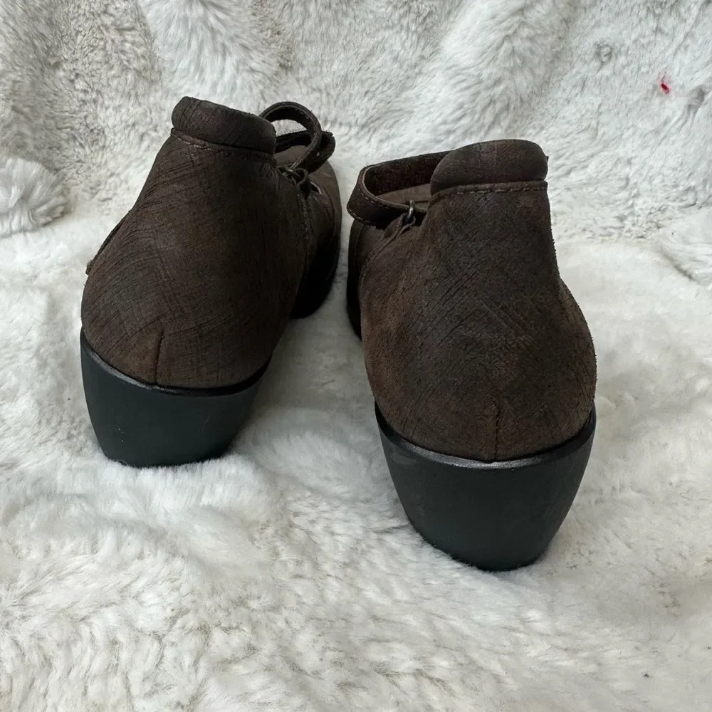 NEW Naot Women's Day Wedge Pump Mary Jane Comfort Shoe Mine Brown Leather 9.5